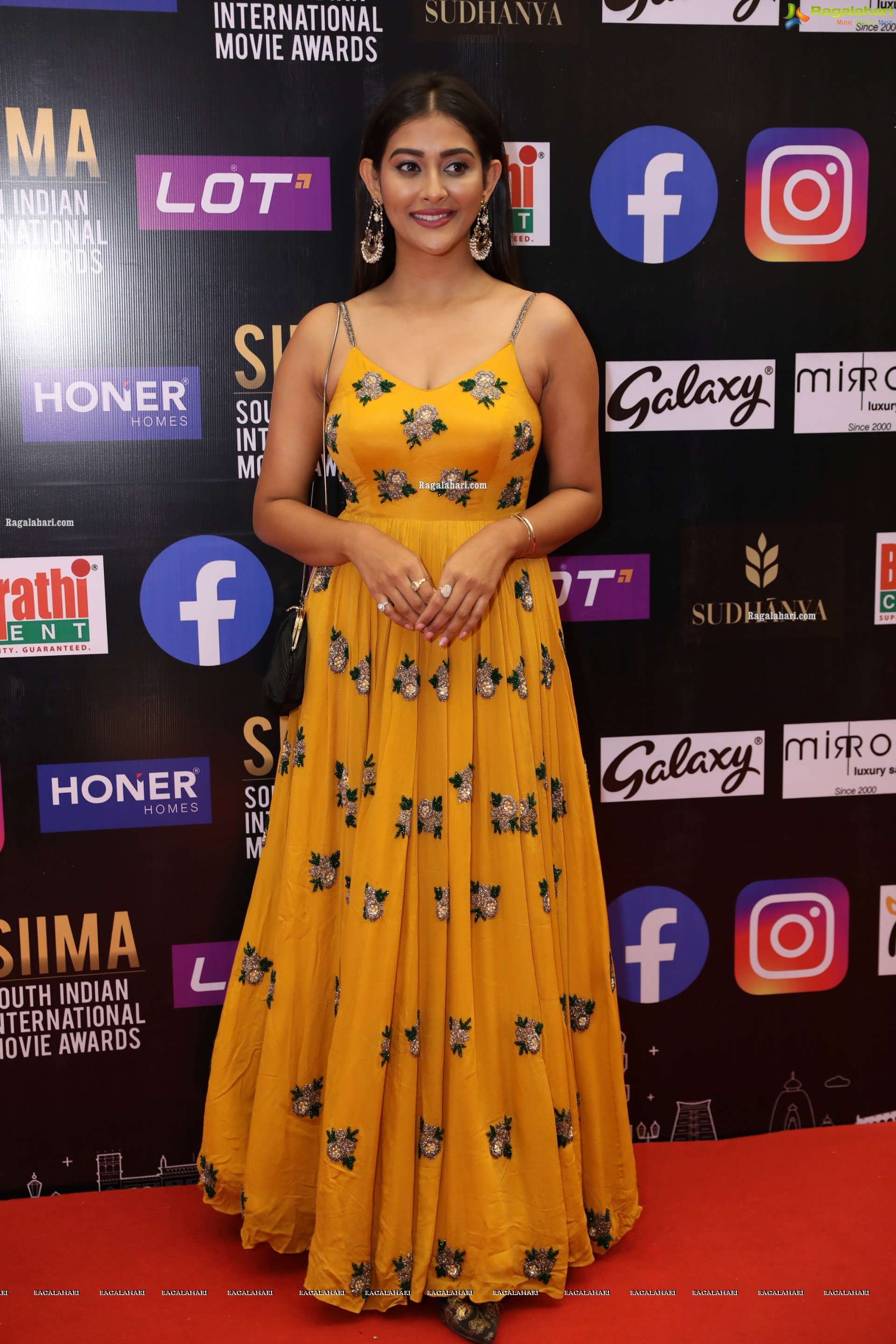 Pooja Jhaveri at SIIMA Awards 2021 Day 2, HD Photo Gallery