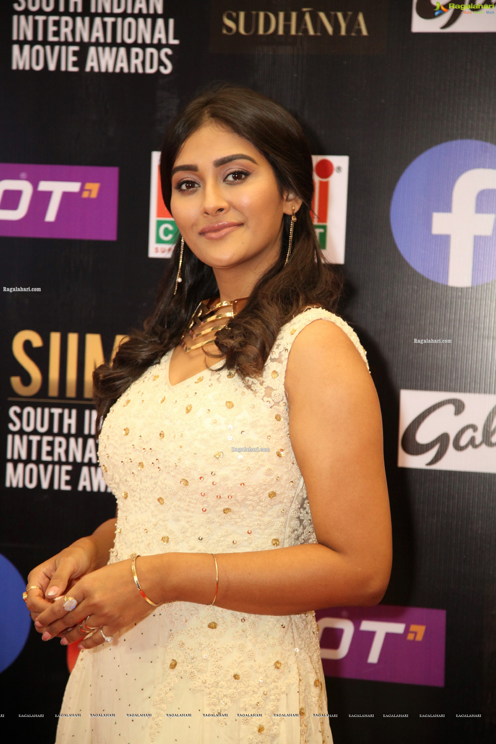 Pooja Jhaveri At SIIMA Awards 2021, HD Photo Gallery