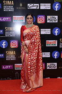 Poorna at SIIMA Awards 2021 Day 2