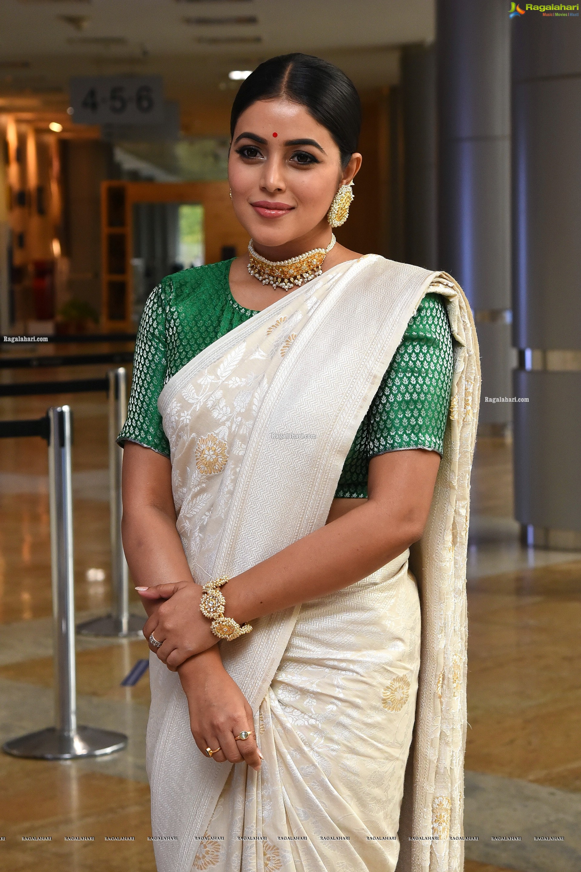 Poorna at Thalaivi Movie Pre-Release Event, HD Photo Gallery