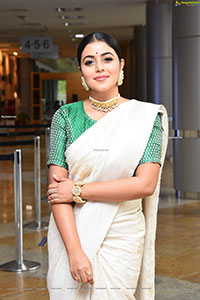 Poorna at Thalaivi Movie Pre-Release Event