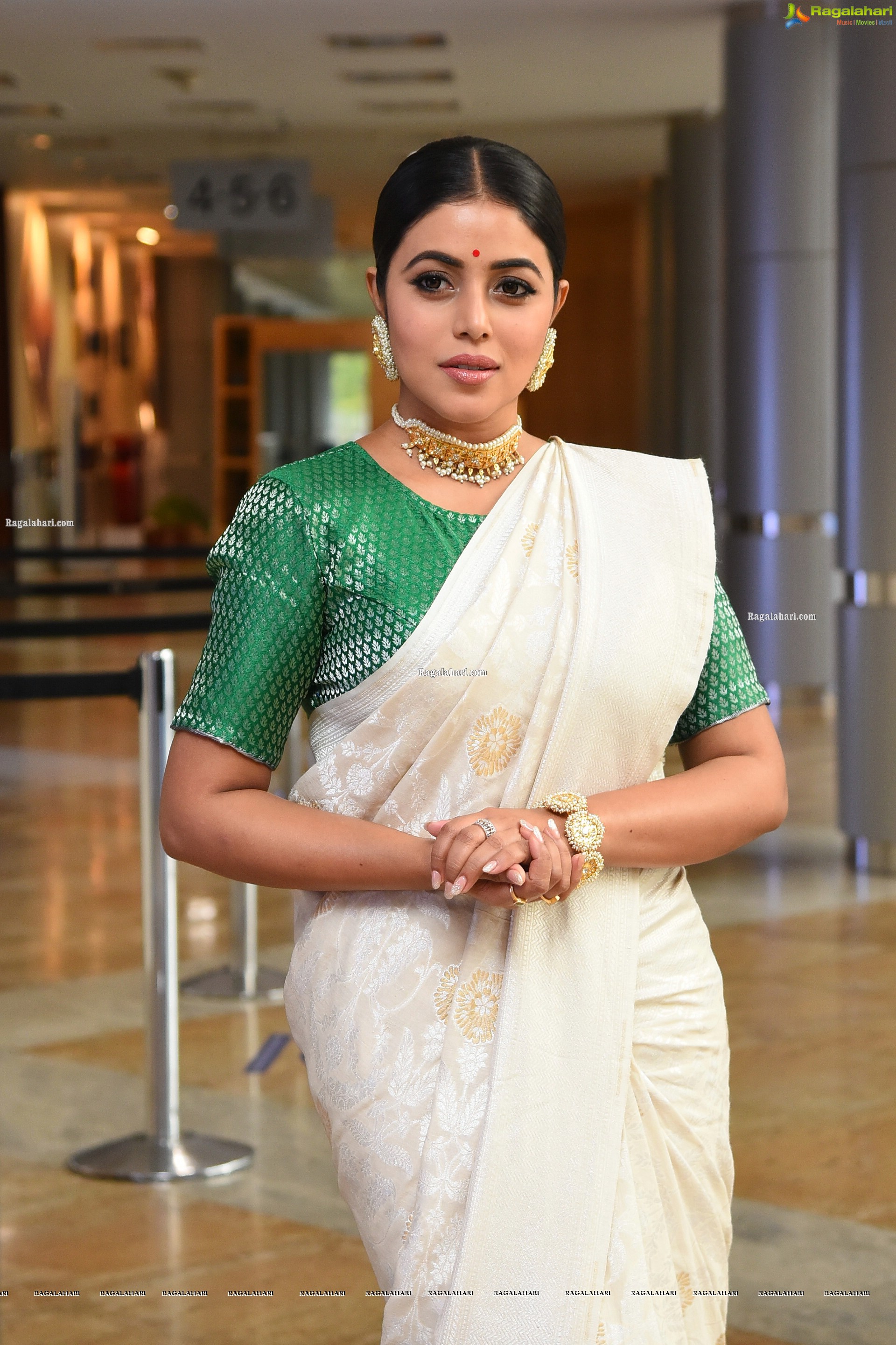 Poorna at Thalaivi Movie Pre-Release Event, HD Photo Gallery