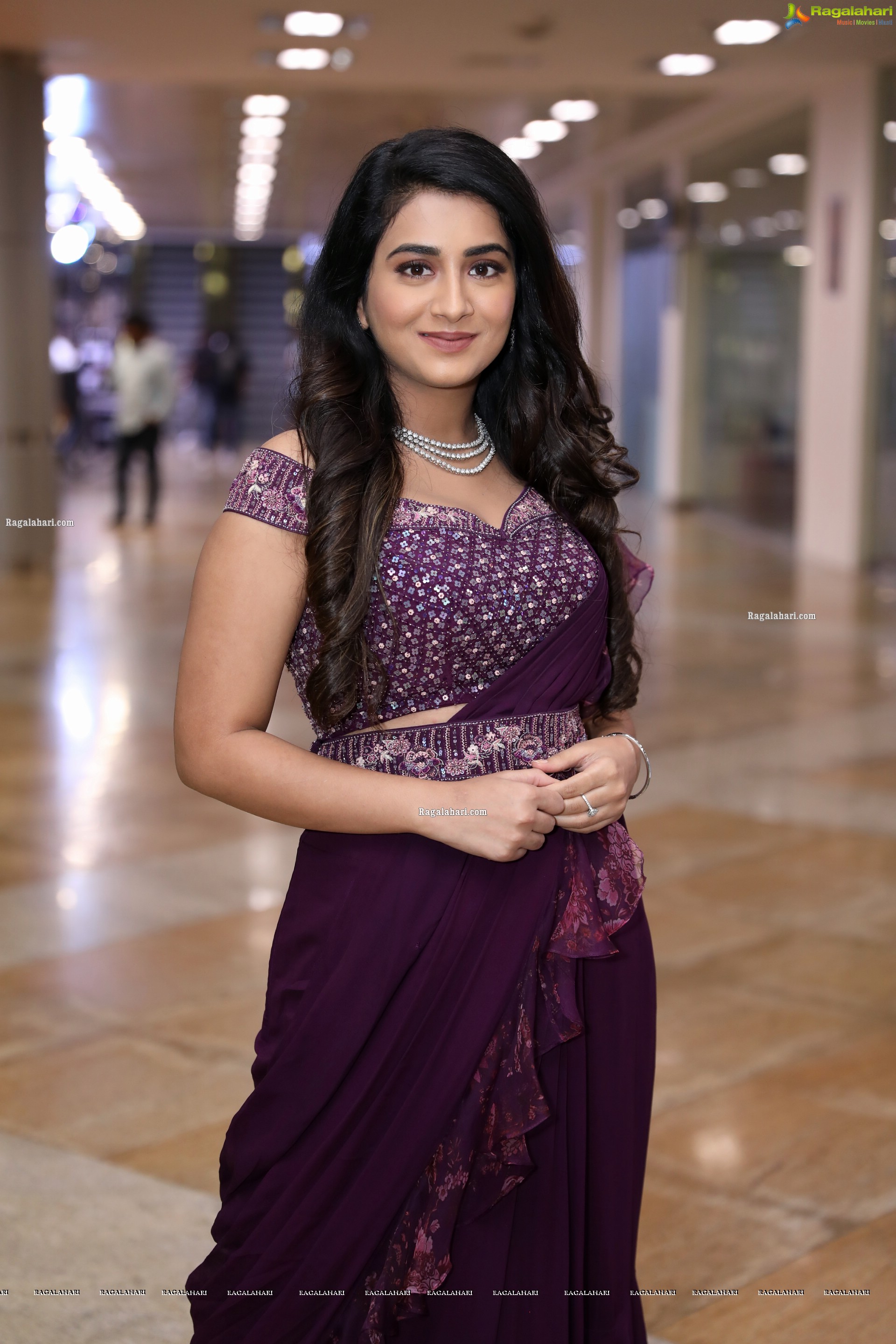 Rashi Singh At SIIMA Awards 2021, HD Photo Gallery