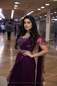 Rashi Singh At SIIMA Awards 2021