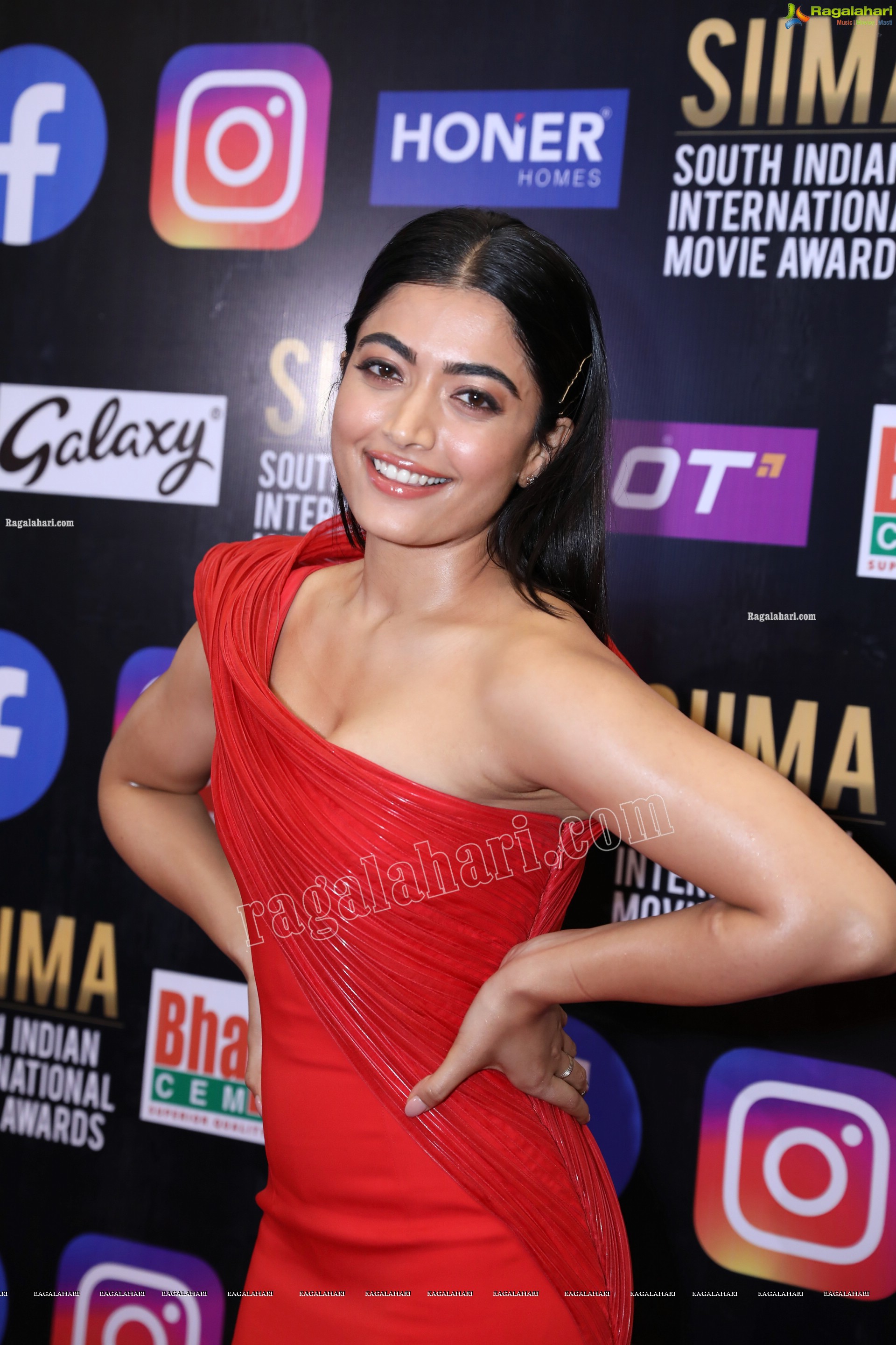 Rashmika Mandanna At SIIMA Awards 2021, HD Photo Gallery