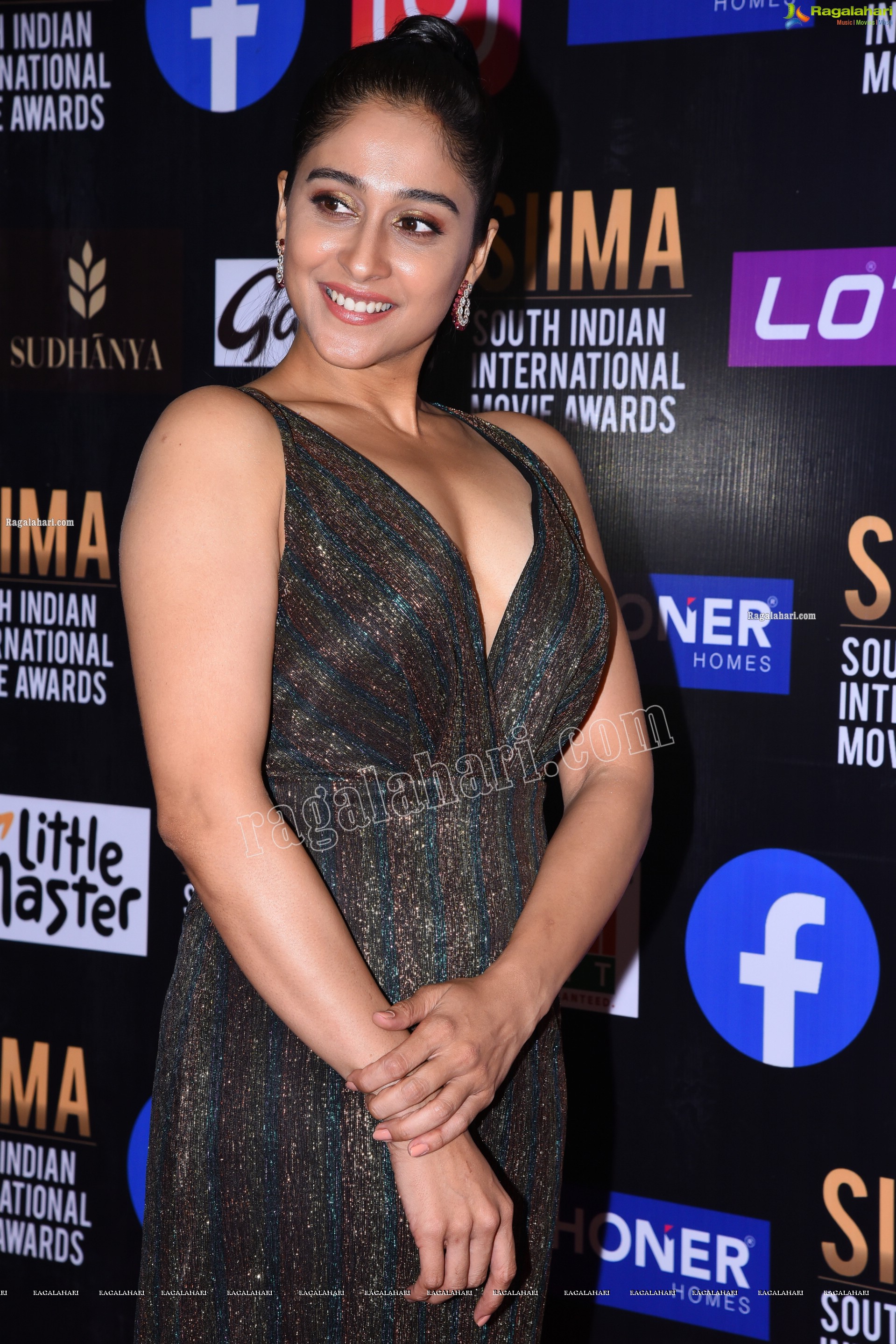 Regina Cassandra at SIIMA Awards 2021, HD Photo Gallery