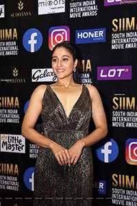 Regina Cassandra at SIIMA Awards 2021