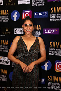 Regina Cassandra at SIIMA Awards 2021