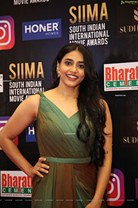 Sapthami Gowda at SIIMA Awards 2021