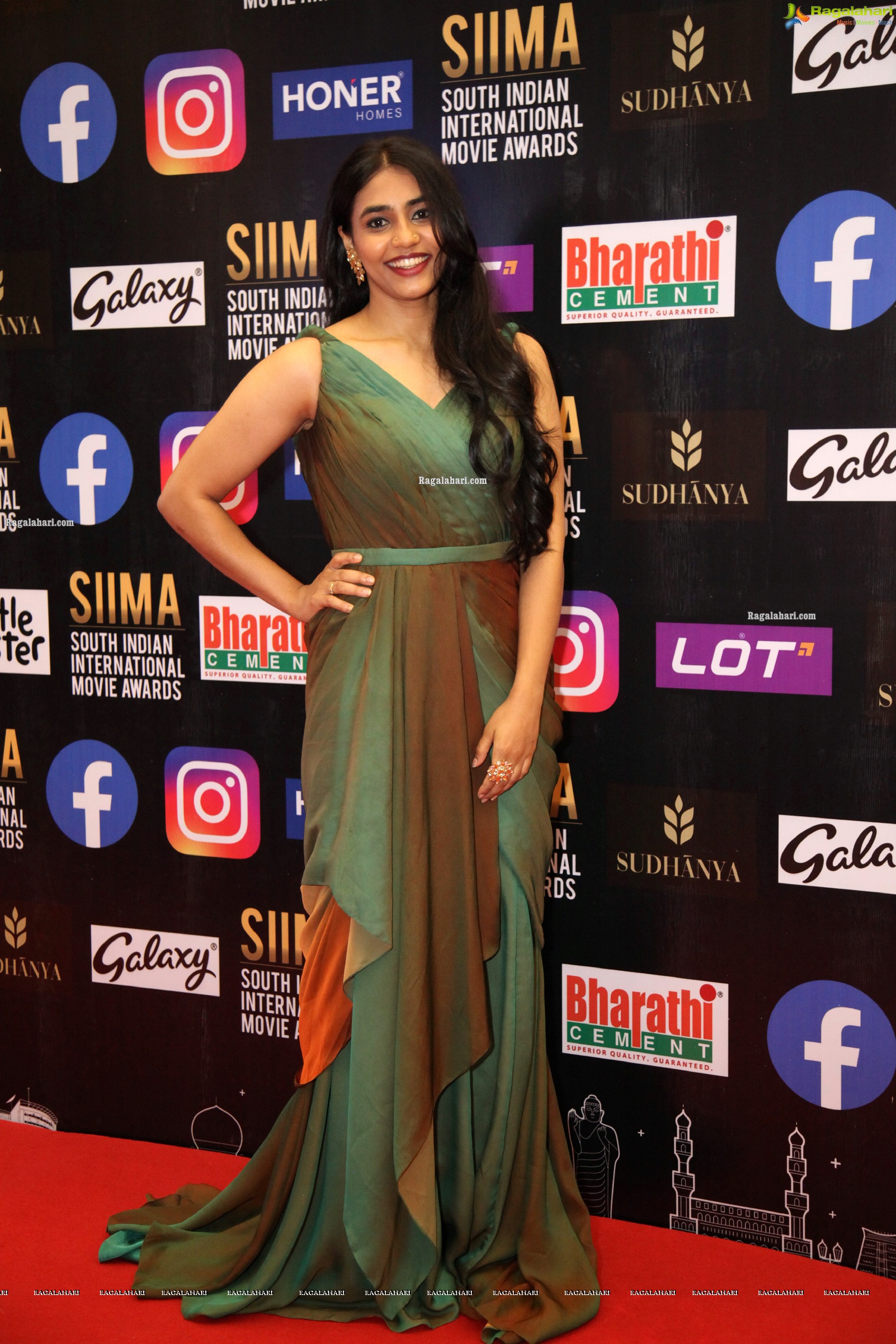 Sapthami Gowda at SIIMA Awards 2021, HD Photo Gallery