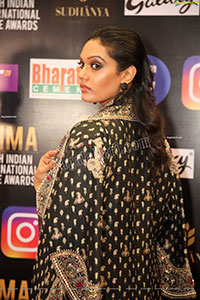 Sarah Harish at SIIMA Awards 2021