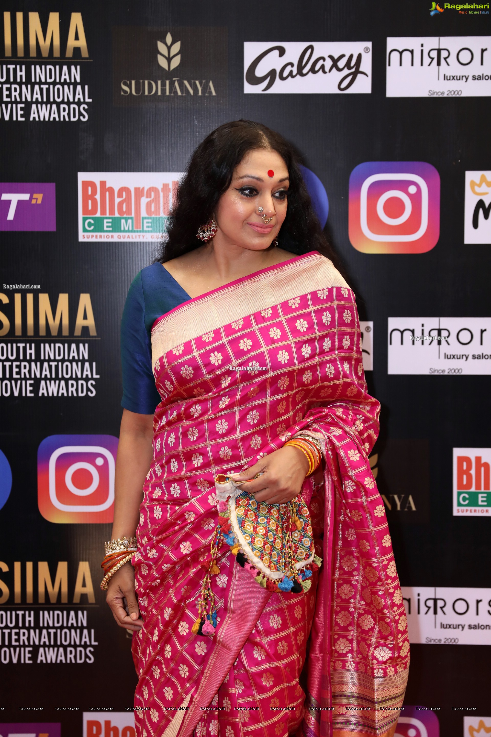Shobana at SIIMA Awards 2021 Day 2, HD Photo Gallery
