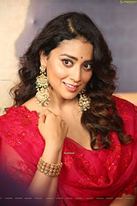 Shriya Saran Stills at Gamanam Movie Press Meet