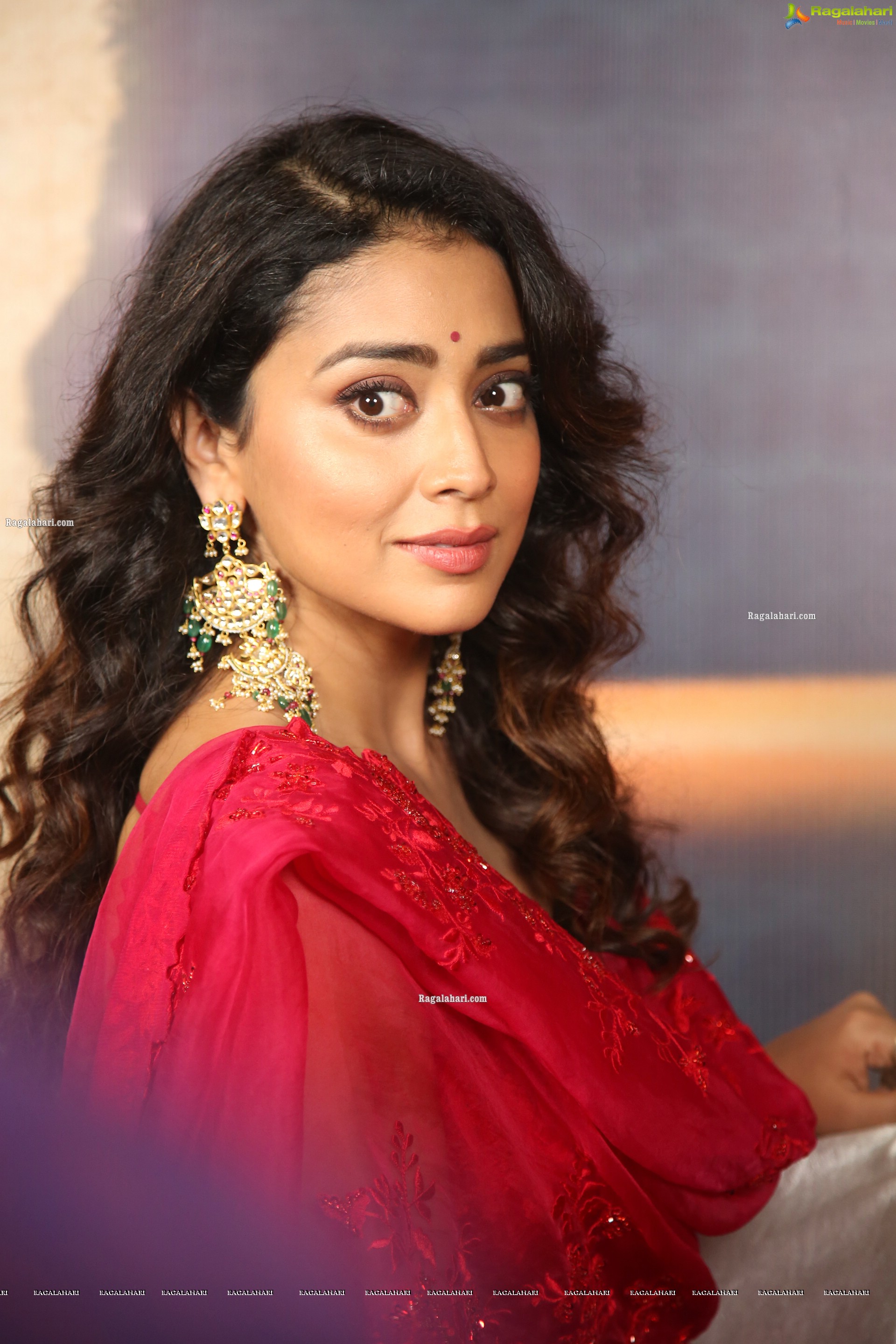 Shriya Saran Stills at Gamanam Movie Press Meet, HD Gallery