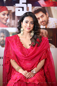 Shriya Saran Stills at Gamanam Movie Press Meet