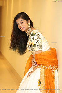 Shruthi Sharma in Off White Designer Lehenga