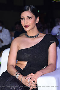 Shruti Haasan at Times Business Awards 2021 Hyderabad