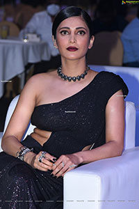 Shruti Haasan at Times Business Awards 2021 Hyderabad