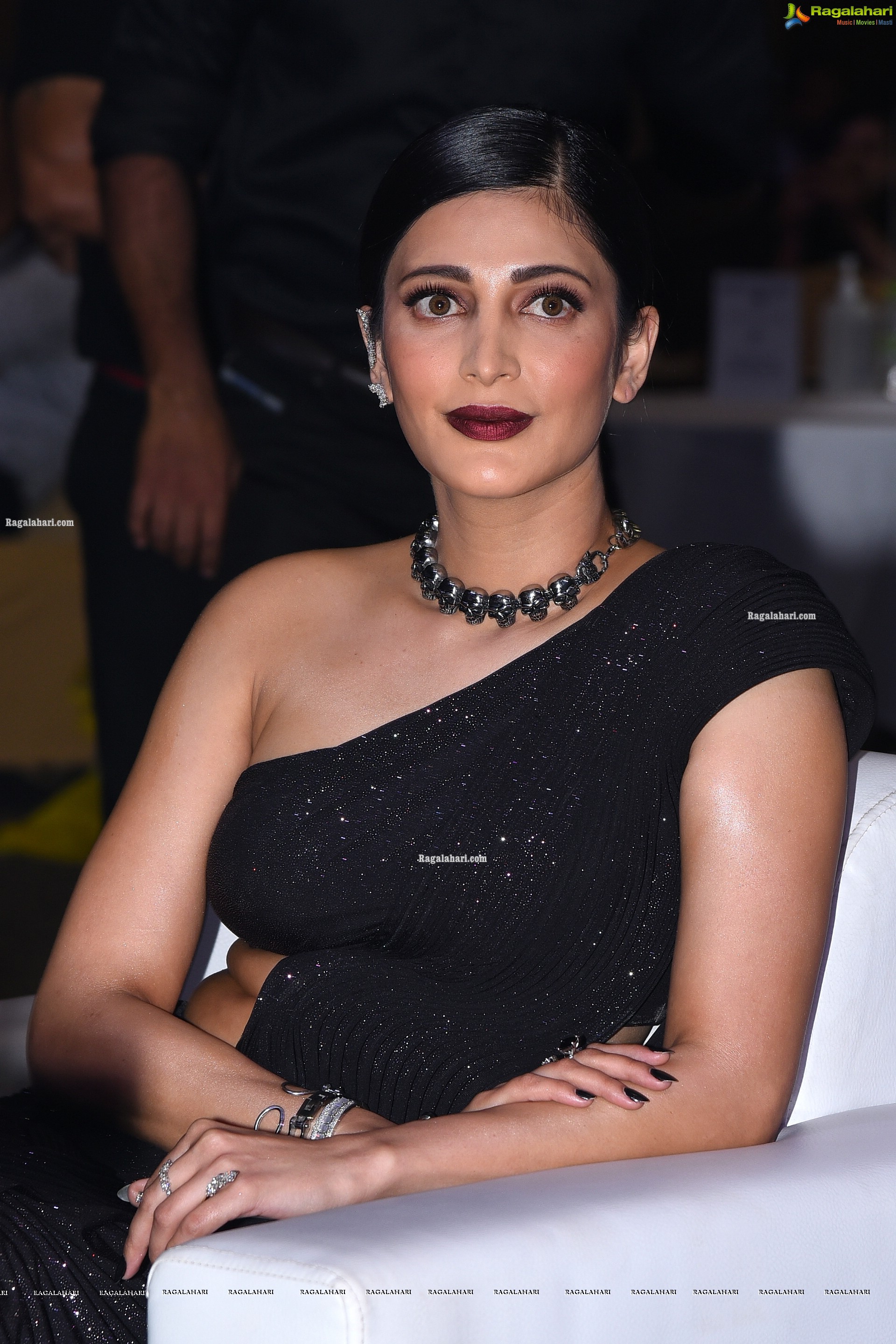 Shruti Haasan at Times Business Awards 2021 Hyderabad, HD Photo Gallery