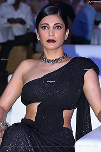 Shruti Haasan at Times Business Awards 2021 Hyderabad