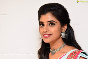 Shyamala at Gully Rowdy Movie Pre-Release Event