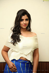 Shyamala at Maestro Movie Pre-Release Event