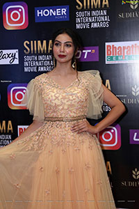 Simran Saniya at SIIMA Awards 2021