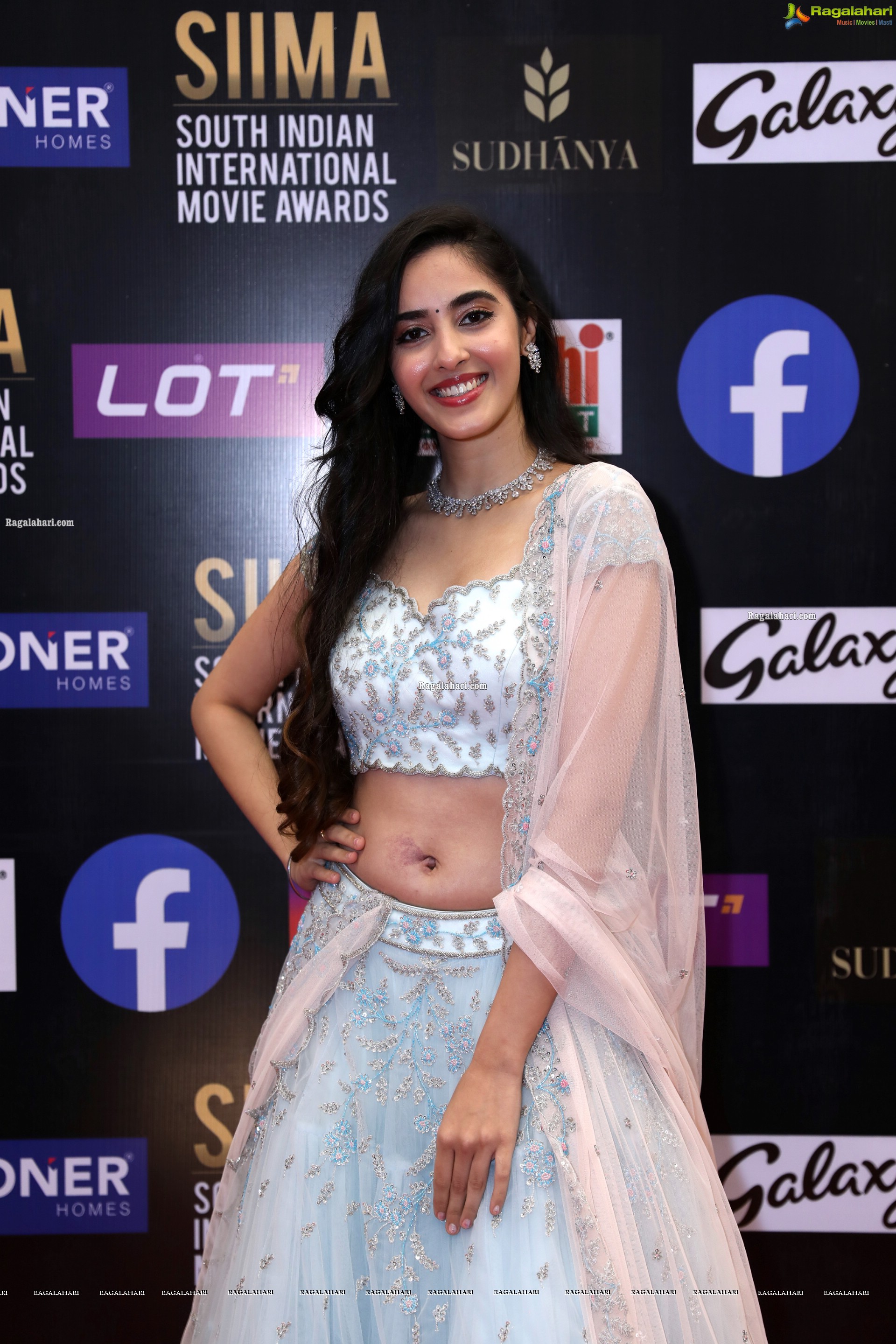 Simrat Kaur at SIIMA Awards 2021 Day 2, HD Photo Gallery