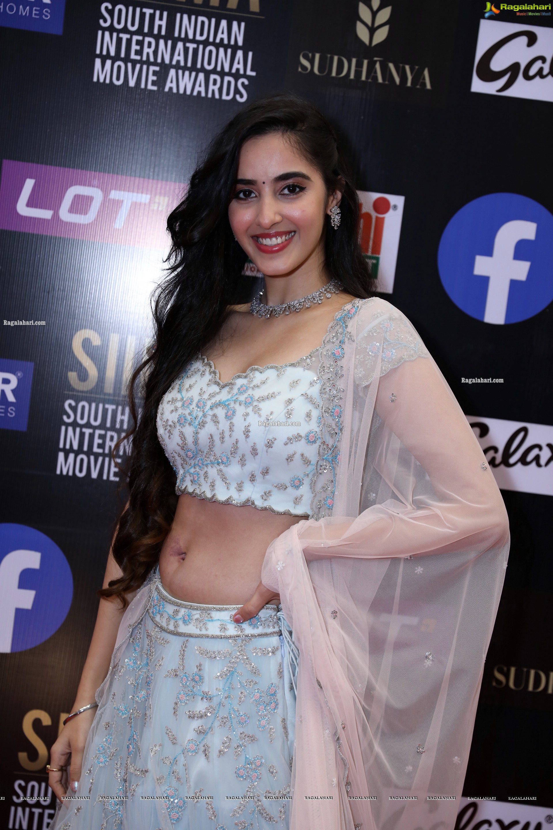 Simrat Kaur at SIIMA Awards 2021 Day 2, HD Photo Gallery