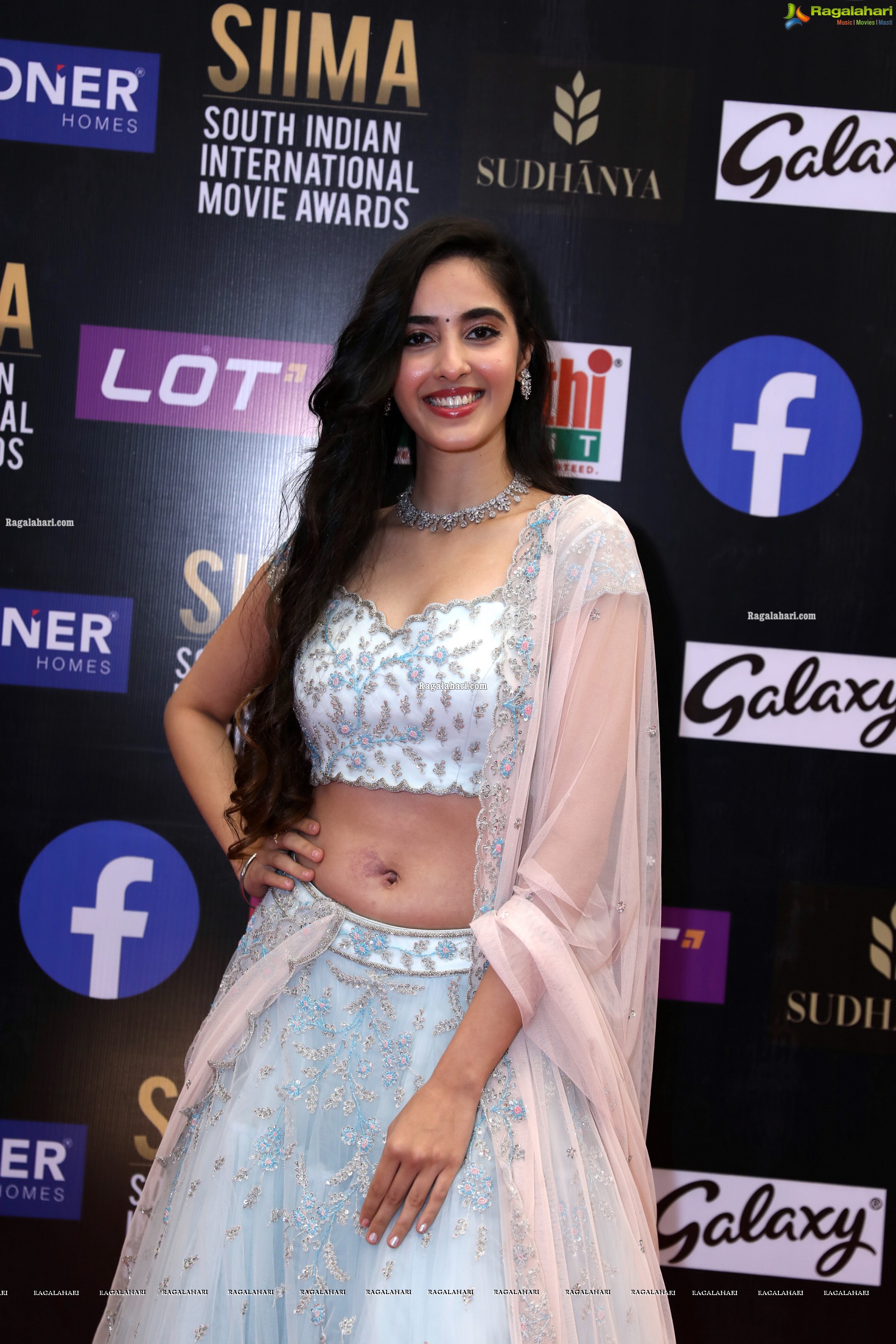 Simrat Kaur at SIIMA Awards 2021 Day 2, HD Photo Gallery