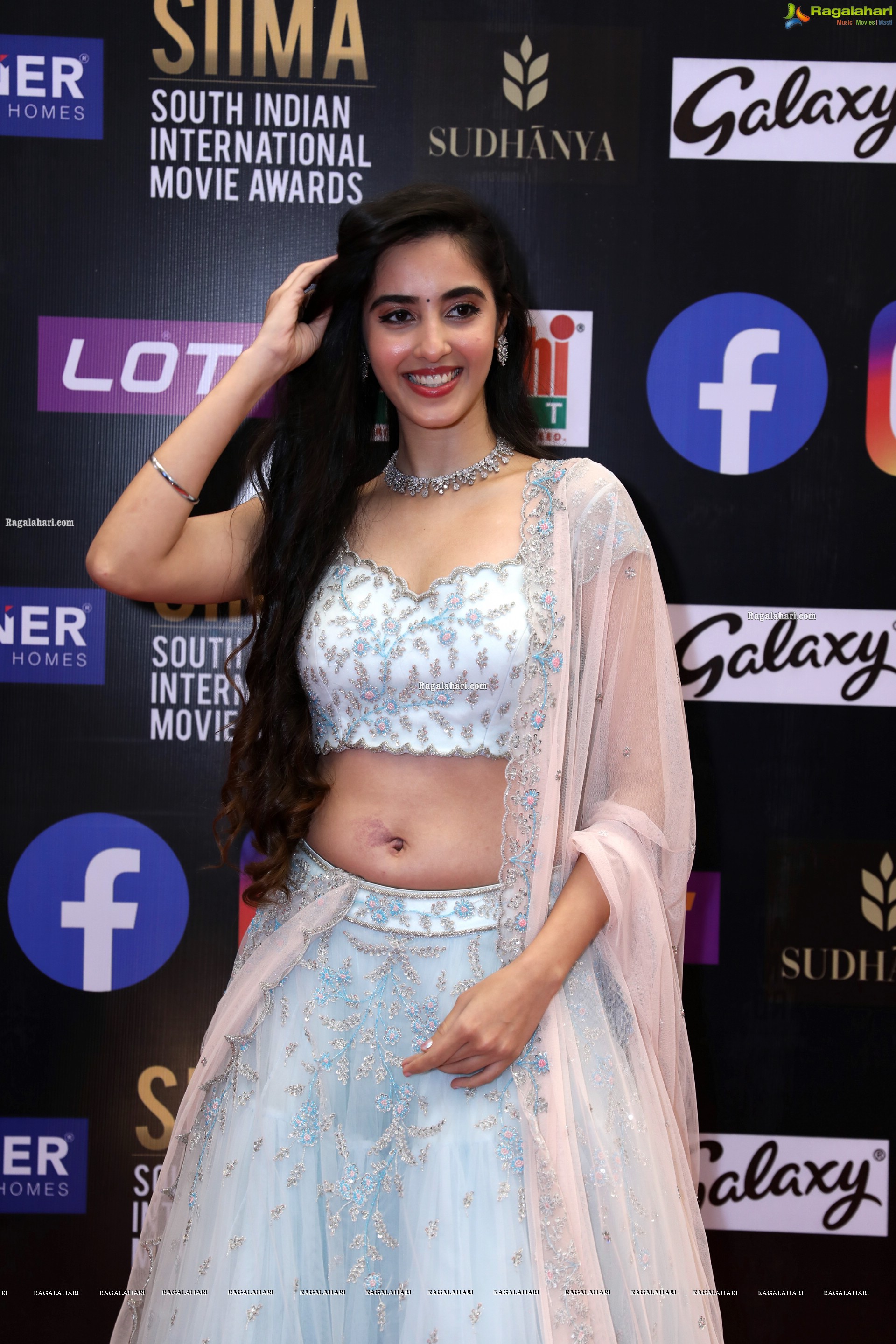 Simrat Kaur at SIIMA Awards 2021 Day 2, HD Photo Gallery