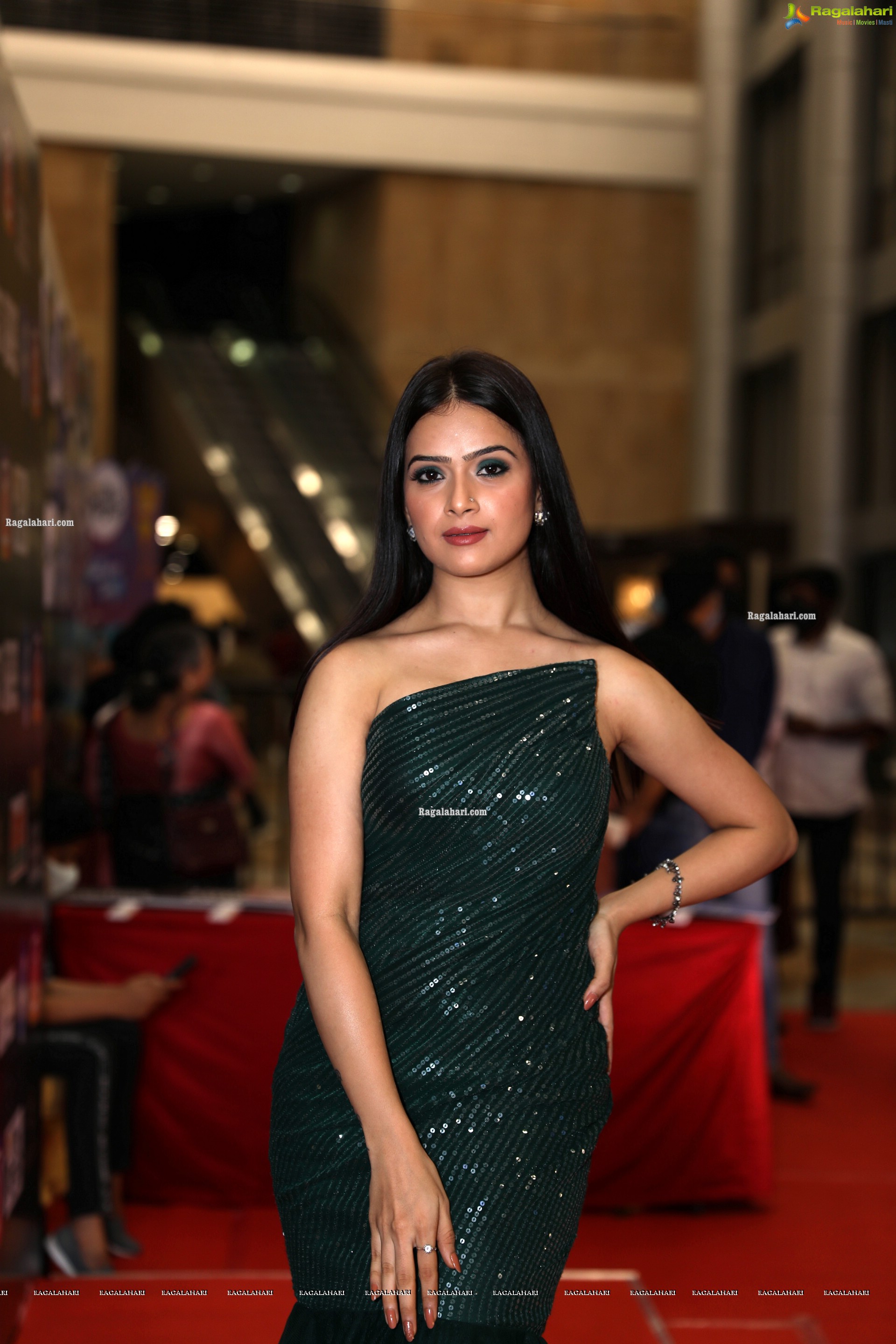 Siri Prahlad at SIIMA Awards 2021 Day 2, HD Photo Gallery