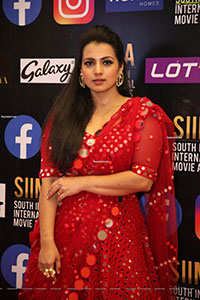 Sruthi Hariharan at SIIMA Awards 2021