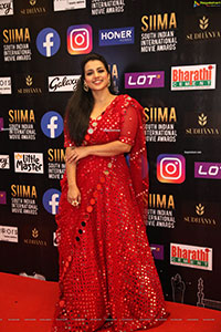 Sruthi Hariharan at SIIMA Awards 2021