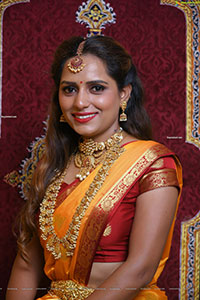 Sugandha Rao Photoshoot in Traditional Silk Saree