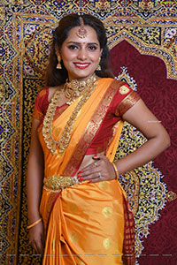 Sugandha Rao Photoshoot in Traditional Silk Saree