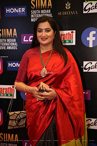Sumalatha Ambareesh At SIIMA Awards 2021