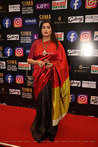 Sumalatha Ambareesh At SIIMA Awards 2021