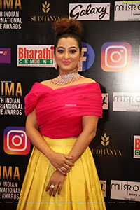 Tejaswini Prakash at SIIMA Awards 2021
