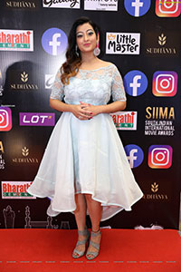 Tejaswini Prakash at SIIMA Awards 2021 Day 2