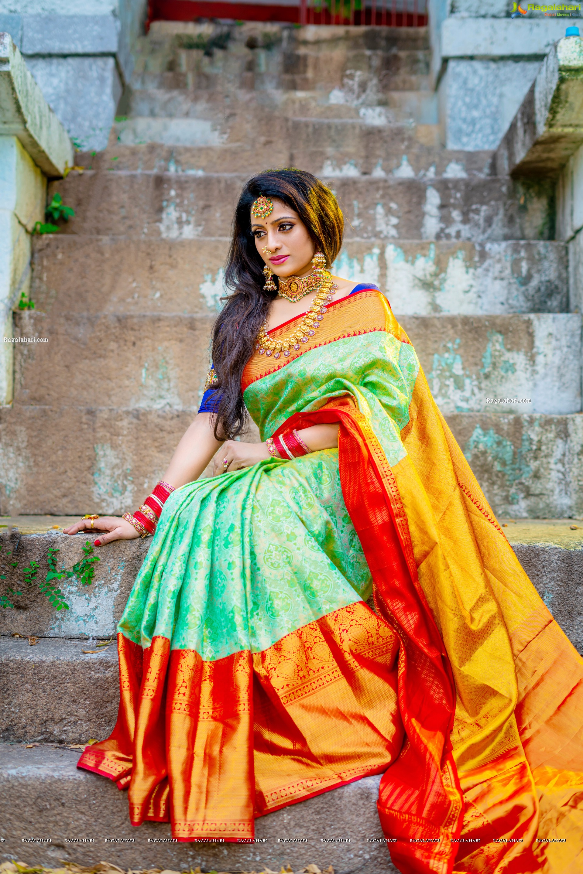 Udaya Bhanu Latest Photoshoot in Green Silk Saree, HD Gallery