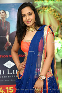 Vennela Amiga Stills in Blue and Orange Designer Lehenga