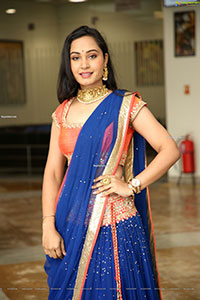 Vennela Amiga Stills in Blue and Orange Designer Lehenga