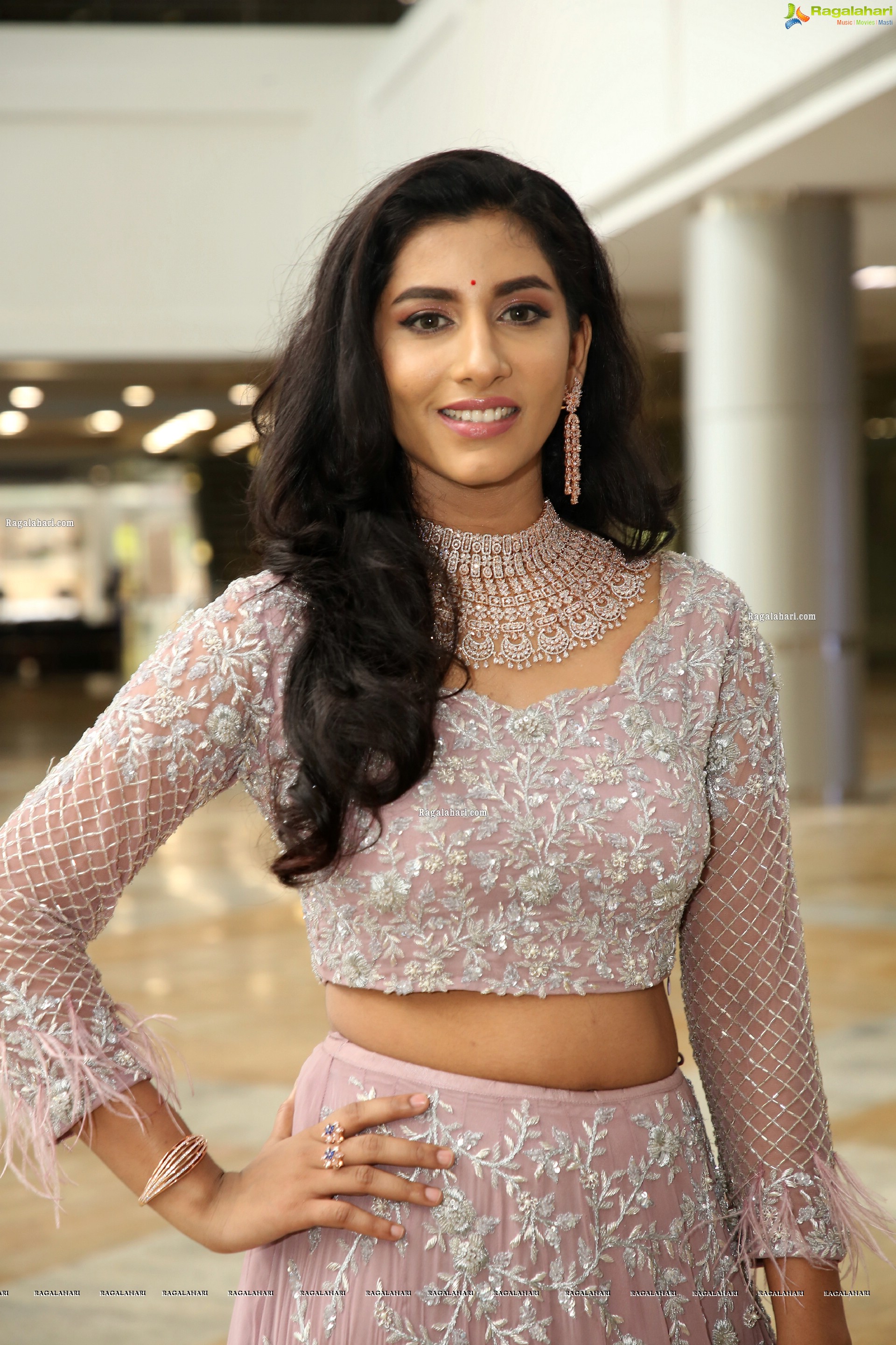 Vishnupriya Bhimeneni Stills in Pastel Pink Lehenga Choli, HD Gallery