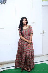 Yashna Chowdary Latest HD Photo Gallery