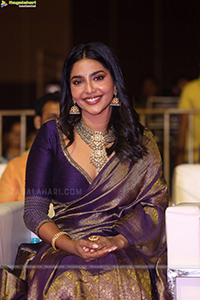 Aishwarya Lekshmi at Ponniyin Selvan I Pre-Release Event