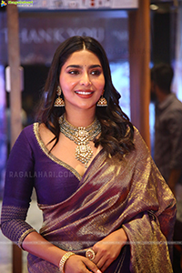 Aishwarya Lekshmi at Ponniyin Selvan I Pre-Release Event