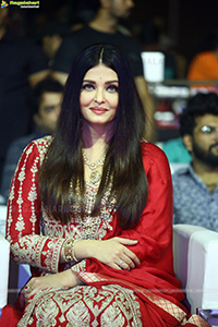 Aishwarya Rai at Ponniyin Selvan I Pre-Release Event