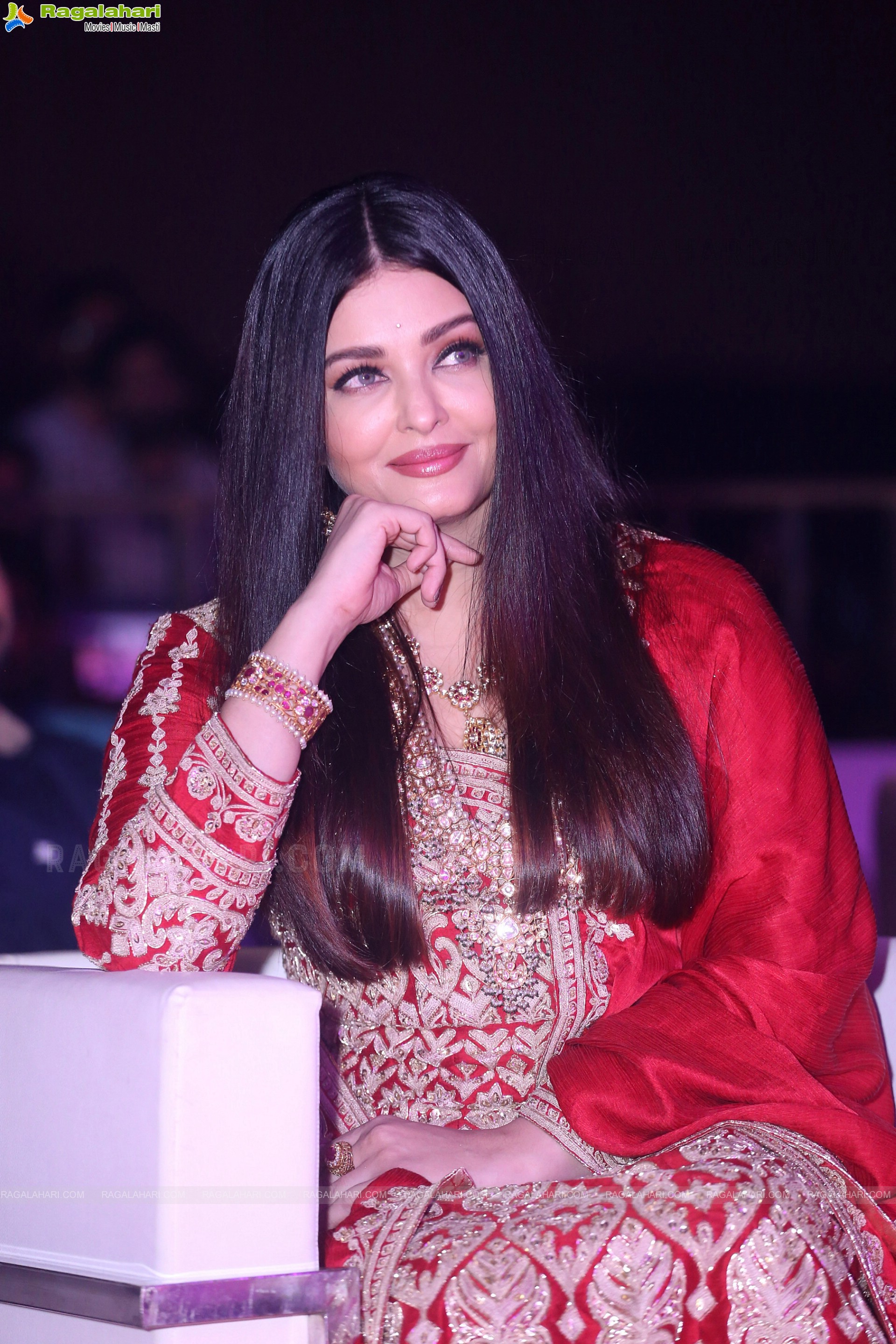 Aishwarya Rai at Ponniyin Selvan - I Movie Pre-Release Event, HD Photo Gallery