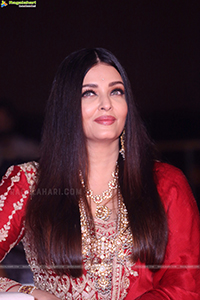 Aishwarya Rai at Ponniyin Selvan I Pre-Release Event